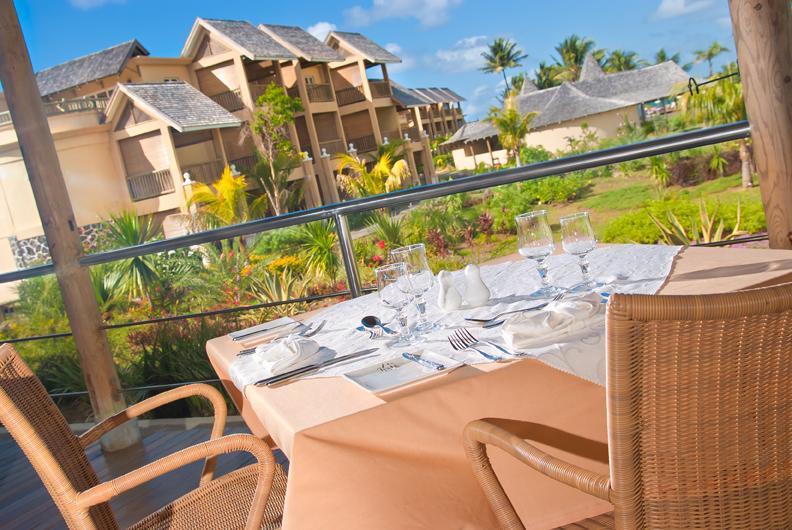Jalsa Beach Hotel & Spa Пост-Лафайет Экстерьер фото