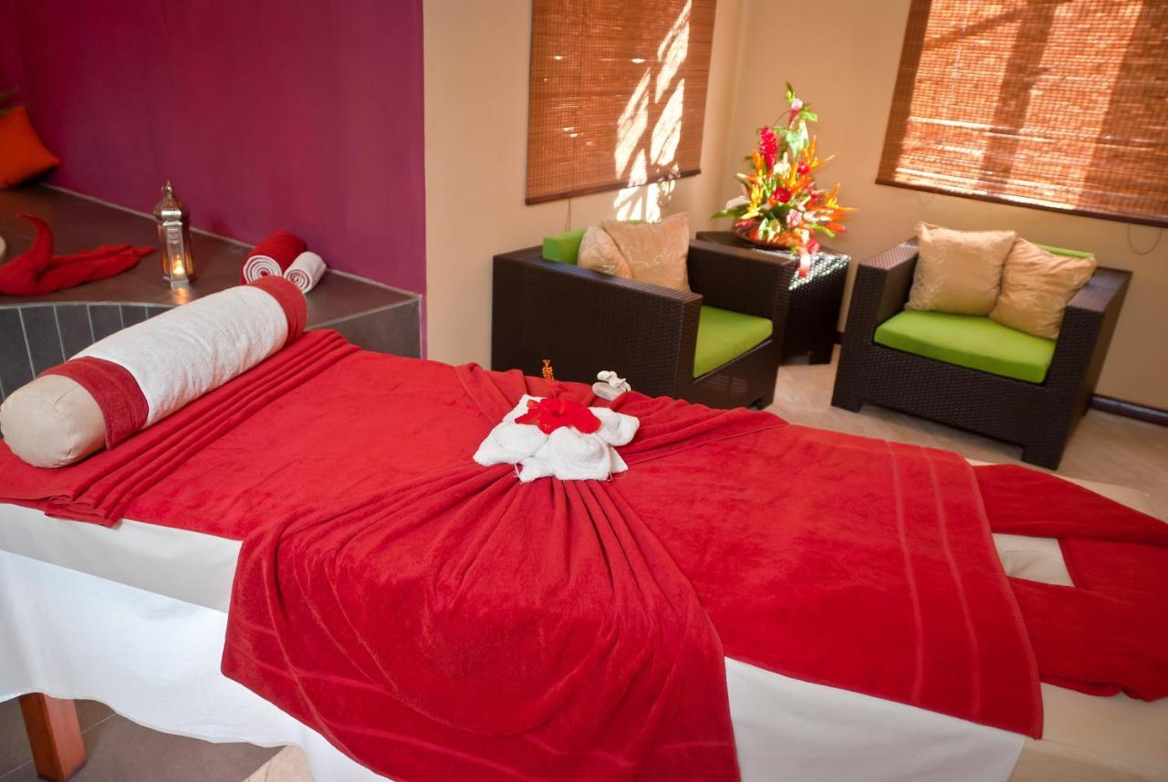 Jalsa Beach Hotel & Spa Пост-Лафайет Экстерьер фото